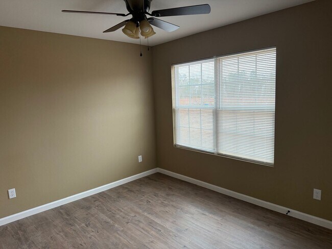 Building Photo - 3 Bed 2 Bath Brick Home - New Construction - Coming Soon