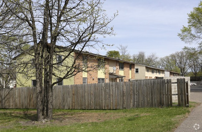 Building Photo - Mark Trrace Apartments