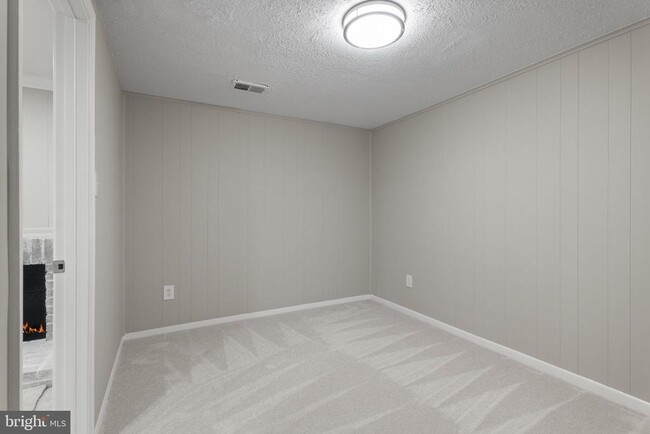 Building Photo - 941 Sherwood Ct