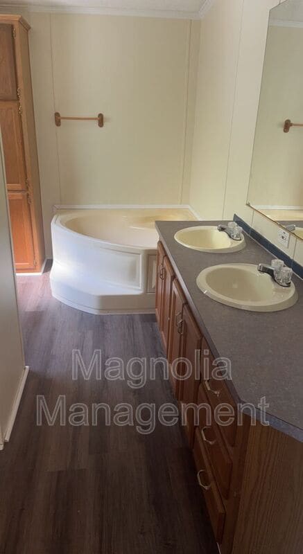 Building Photo - 7101 Mountain Rd