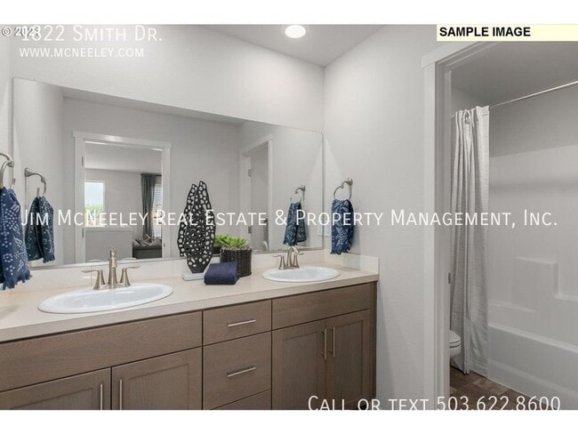 Building Photo - 1822 Smith Dr