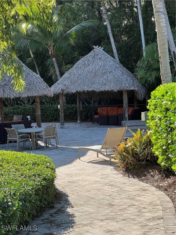 Building Photo - 9081 Albion Ln S