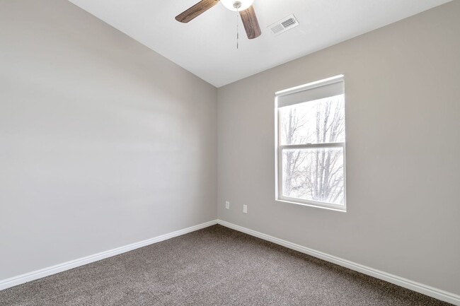 Building Photo - Stunning Newly Renovated 3 Bed - 2.5 Bath ...