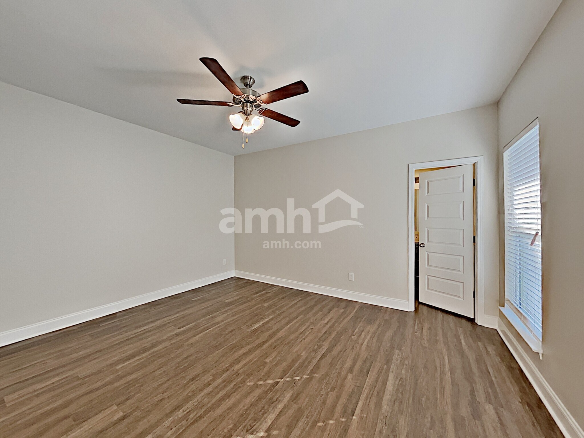 Building Photo - 5325 Tupelo St