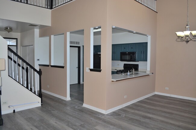 Building Photo - 1401 Grayshire Ct