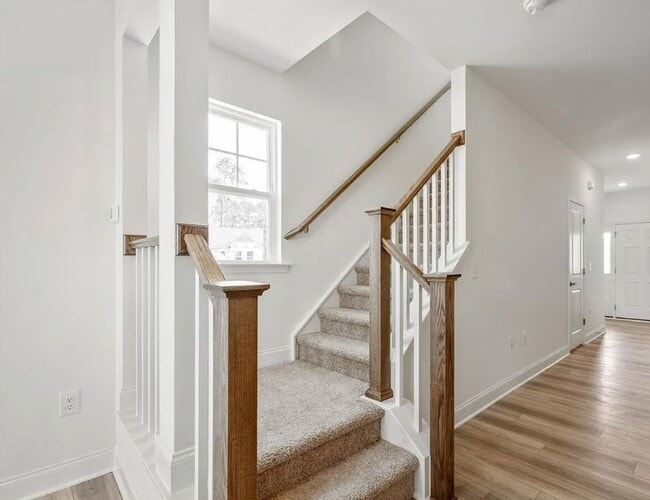 Building Photo - 53 Lavender Ln