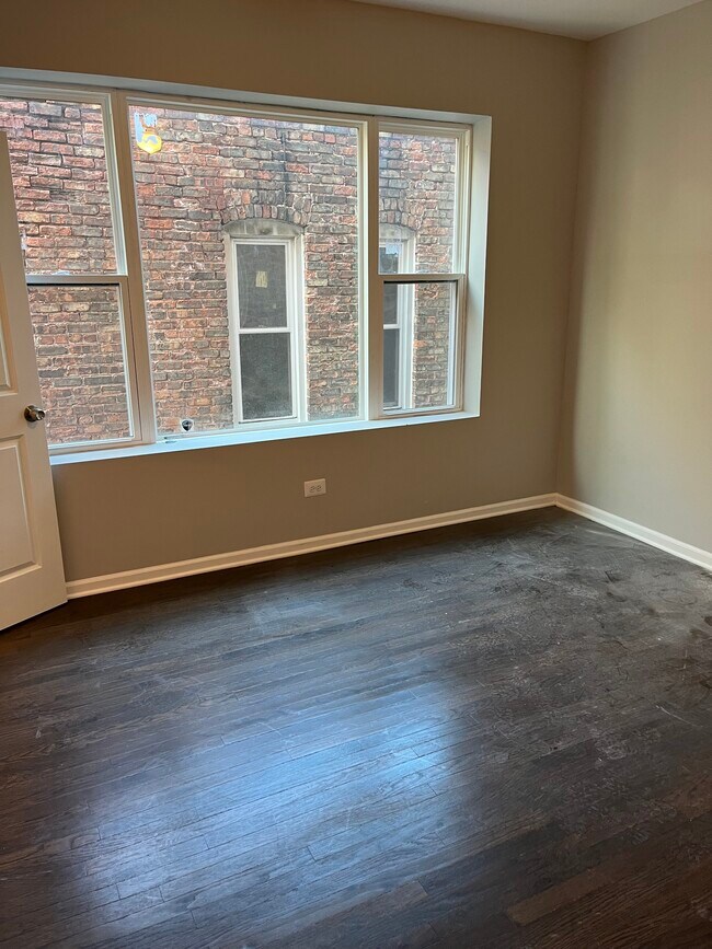 Building Photo - 4209 W Jackson Blvd