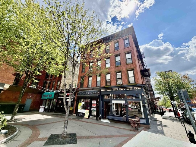 Building Photo - 197 Newark Ave