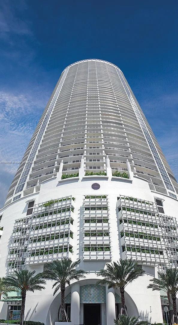 Building Photo - 1750 N Bayshore Dr