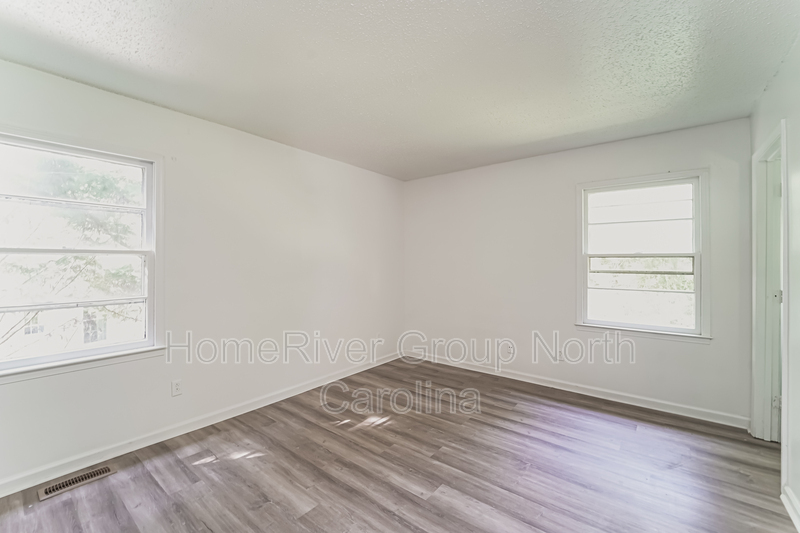 Building Photo - 6548 Deermont Ct