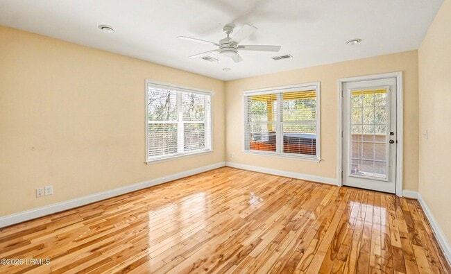 Building Photo - 1812 Dolphin Row Dr