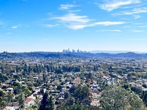 Building Photo - 881 Harrington Rd