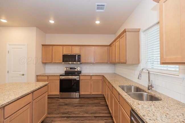 Building Photo - 7512 Beck Dr