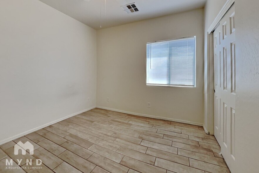 Building Photo - 9303 W Raymond St