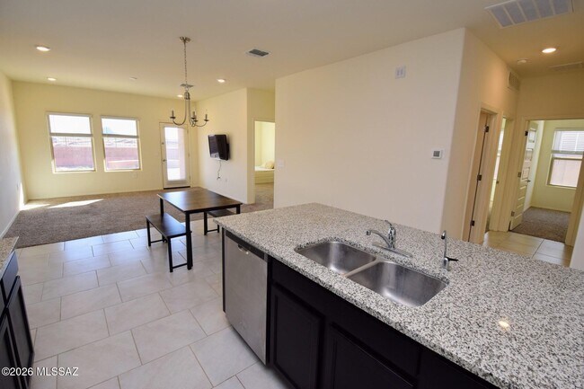 Building Photo - 10155 N Leopard Gecko Terrace