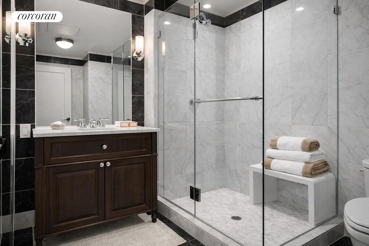 Building Photo - 34 W 22nd St