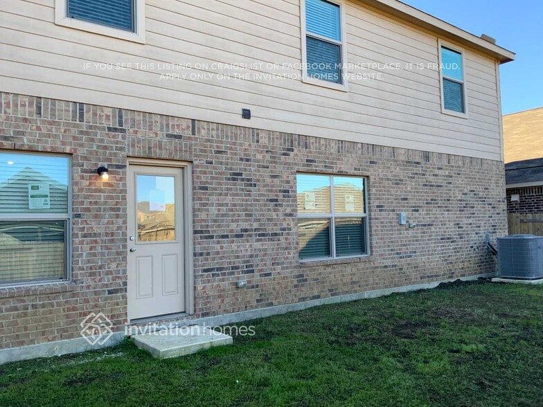 Building Photo - 129 Magnolia Dr