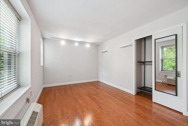 Building Photo - 2440 16th St NW
