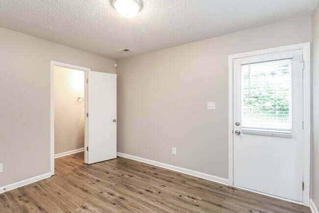 Building Photo - 1136 Ballina Way