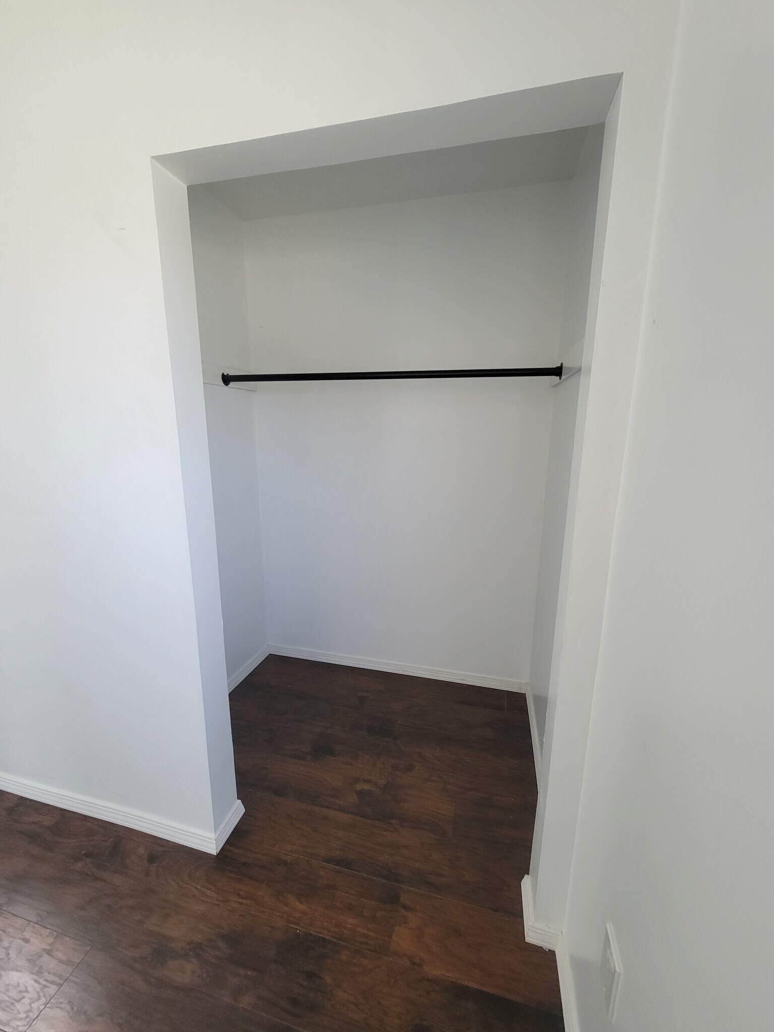 Building Photo - 7611 Seville Ave