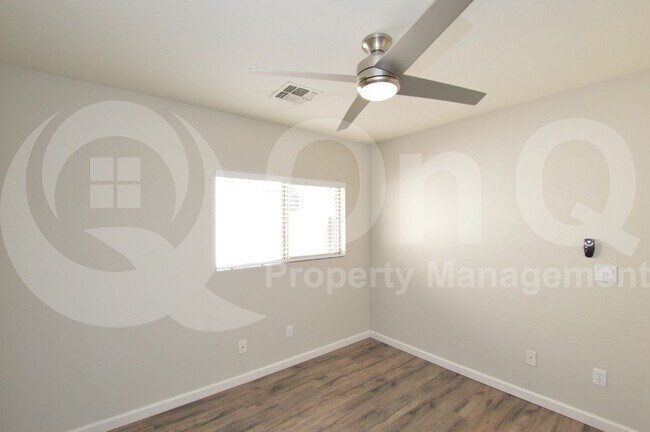 Building Photo - 3735 E Sheffield Rd