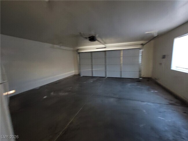 Building Photo - 25 Newburg Ave