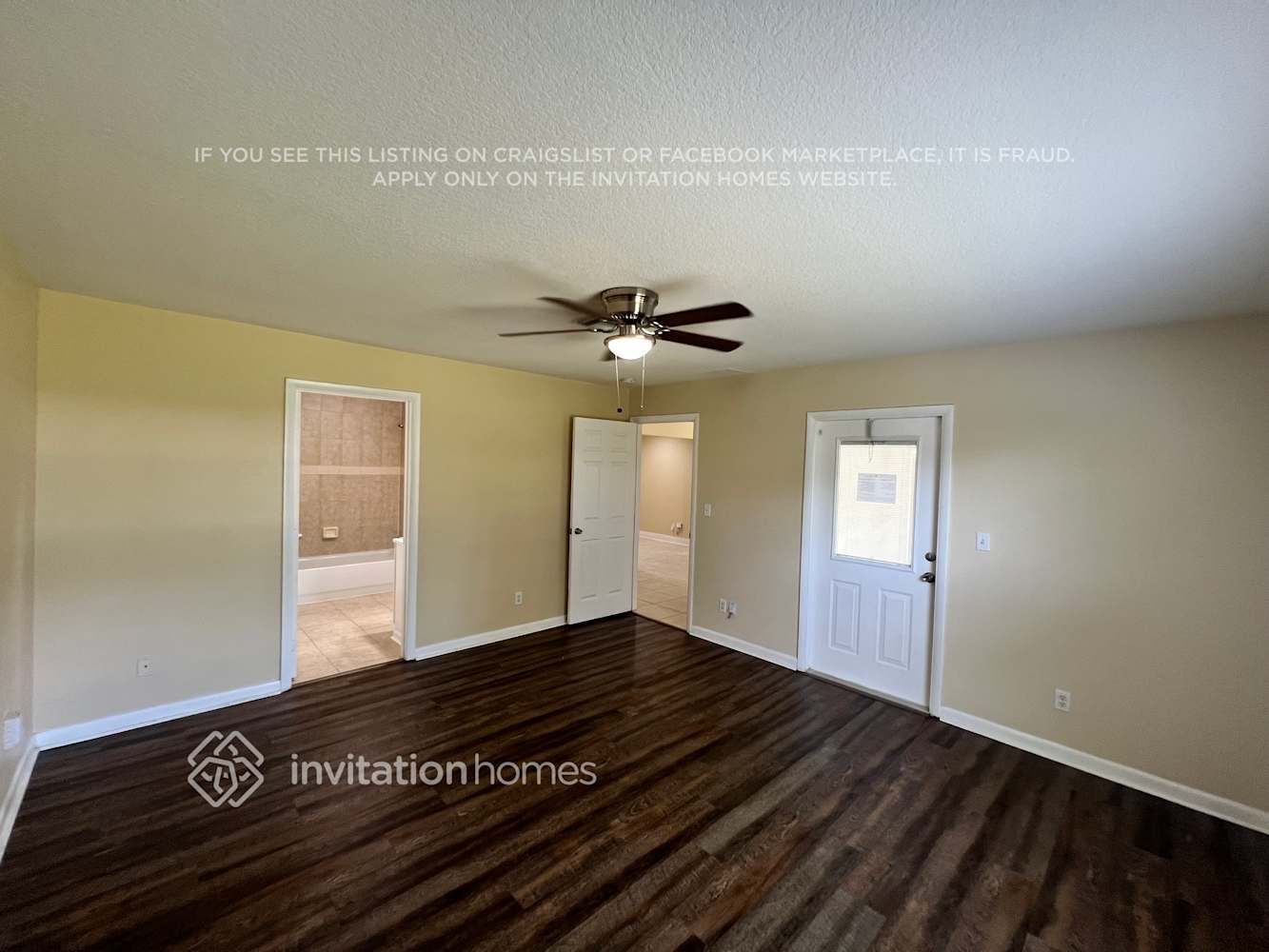 Building Photo - 1318 SW Bartell Ave