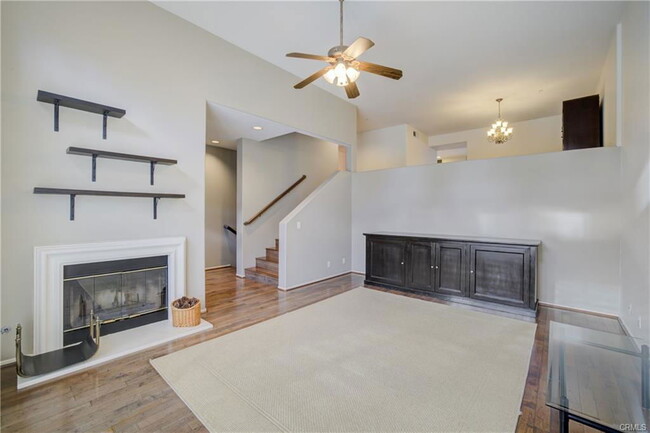 Building Photo - 7411 Hannum Ave