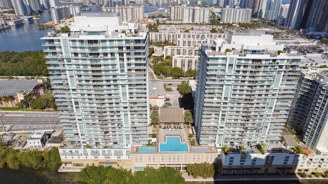 Building Photo - 330 Sunny Isles Blvd