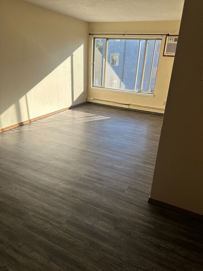 Building Photo - First month FREE ($1290 value) Four Bedroom