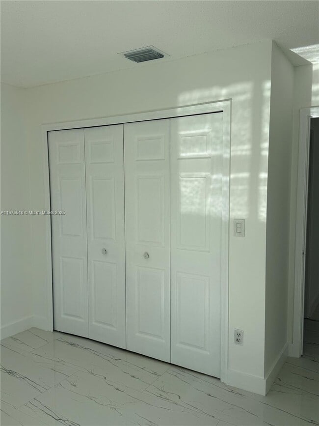 Building Photo - 15921 SW 82nd St