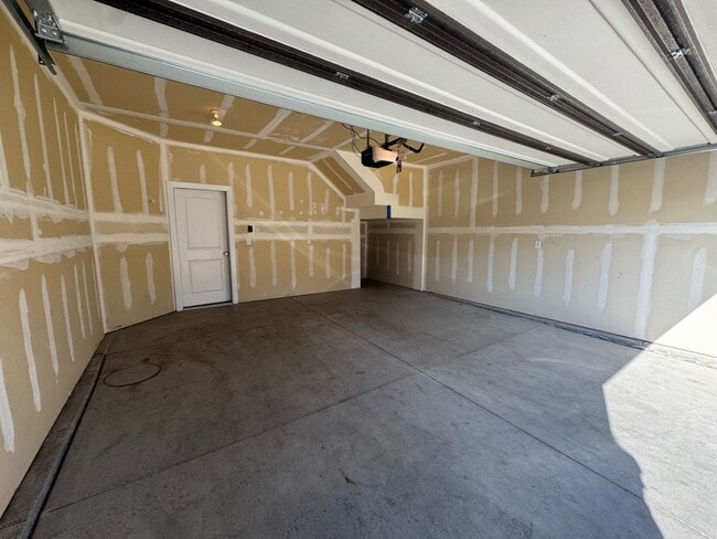 Building Photo - 263 E 3100 N