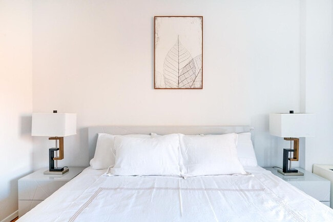 Building Photo - 87 Columbus Ave