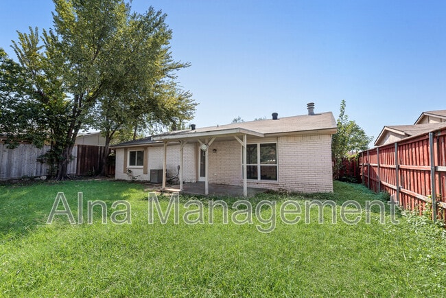 Building Photo - 417 Green Canyon Dr