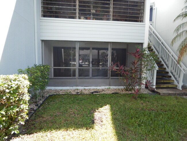Building Photo - 6117 Old Court Rd