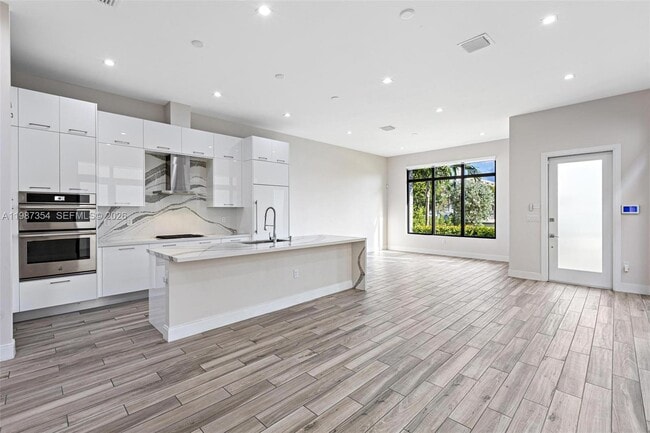 Building Photo - 8225 NW 43rd St