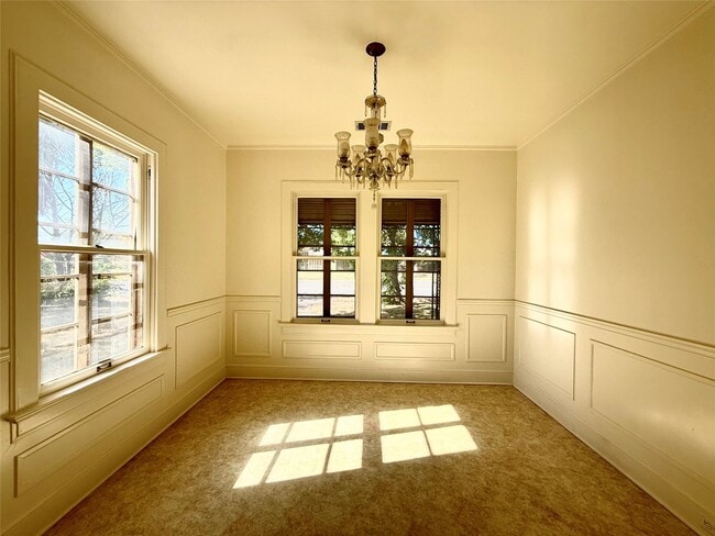 Building Photo - 101 S Brewer St