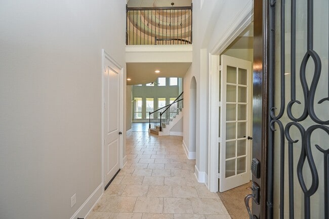 Building Photo - 30154 Southern Sky Dr