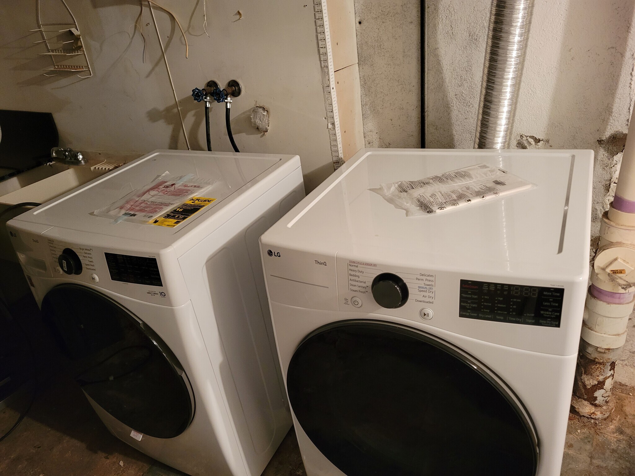 Building Photo - 213 Lincoln Pl