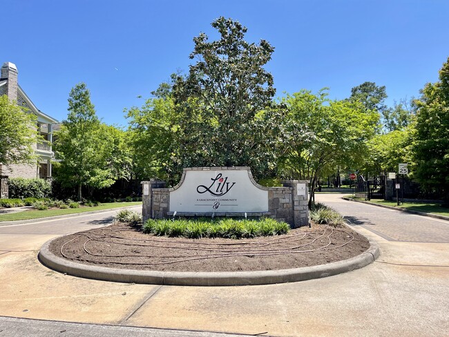 Building Photo - 111 Bonnie Ridge Cir