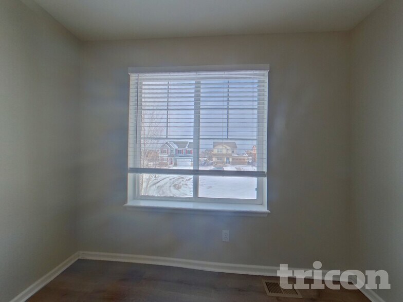 Building Photo - 6611 Big Leaf Ln