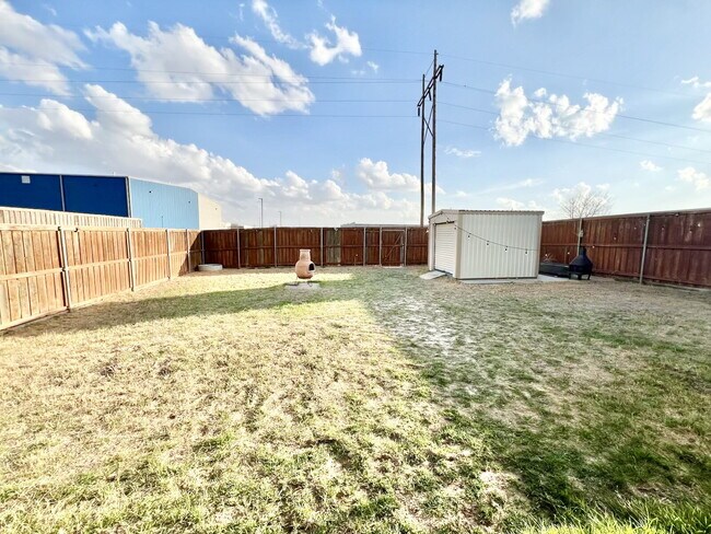 Building Photo - Adorable 3/2/2 in Frenship Memorial!