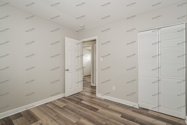 Building Photo - 3545 Ontario St