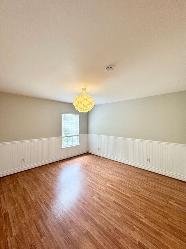 Building Photo - Fabulous Home in Ballantyne!!!