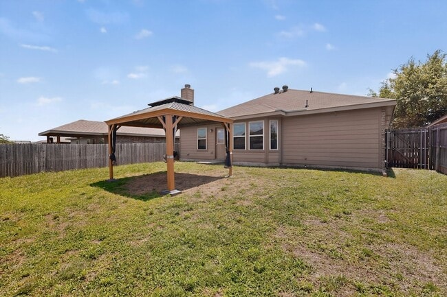 Building Photo - 416 Prescott Ln