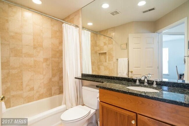 Building Photo - 5001 Waple Ln