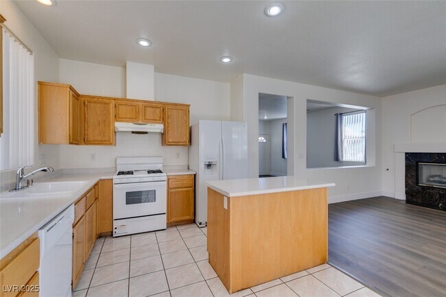 Building Photo - 10901 Napa Ridge Dr