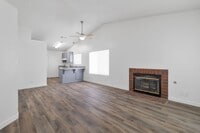 Building Photo - Beautiful single family home - Hesperia, CA