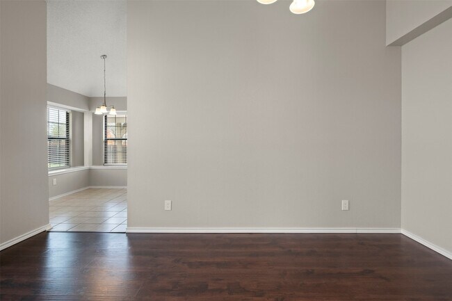 Building Photo - 1301 Spring St