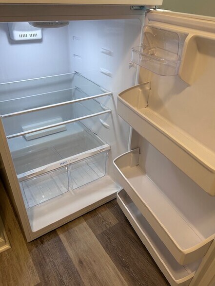 Building Photo - 5 Robbie Ridge